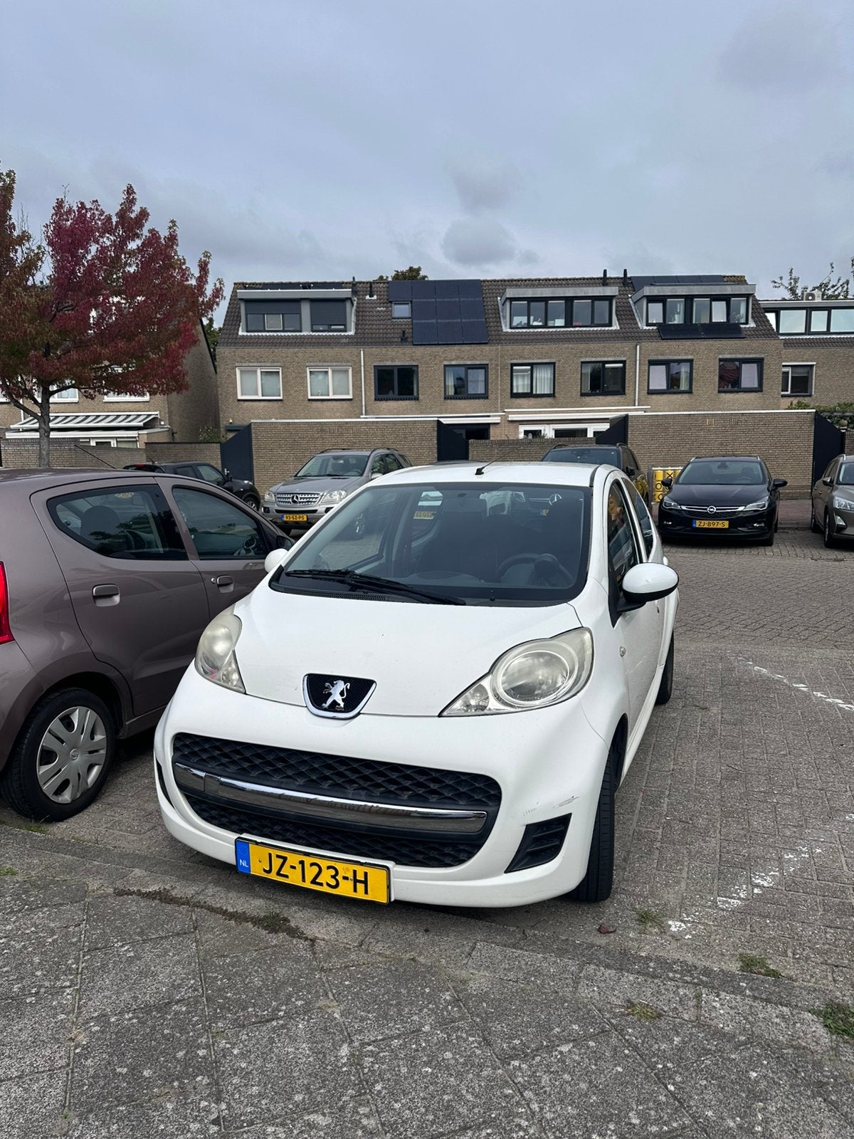 Peugeot 107 1.0 12V 5DR 2009 Wit, Voorwielaandrijving, 4 stoelen, Bedrijf, Handgeschakeld