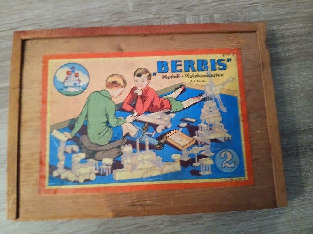 Berbis kist 2, Antiek en Kunst, Ophalen of Verzenden