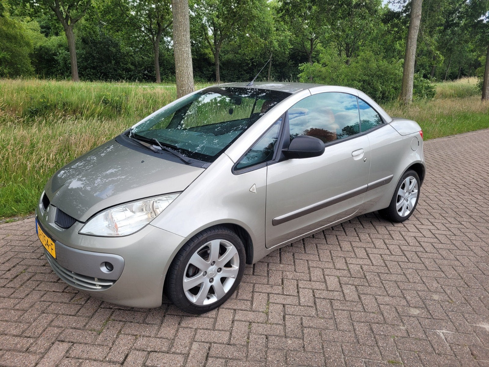 Mitsubishi Colt cabriolet 1.5 CZC 2006 cabrio, Voorwielaandrijving, 15 km/l, 4 cilinders, Cabriolet
