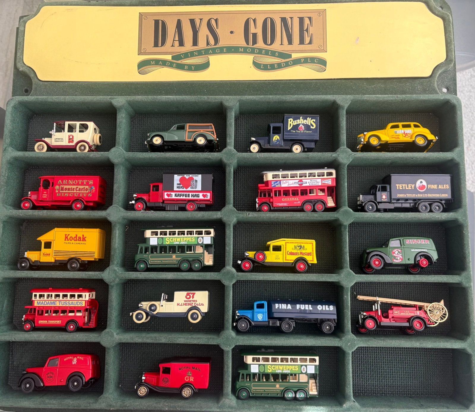 Days Gone modelauto’s, Ophalen of Verzenden, Zo goed als nieuw, Auto, Overige merken