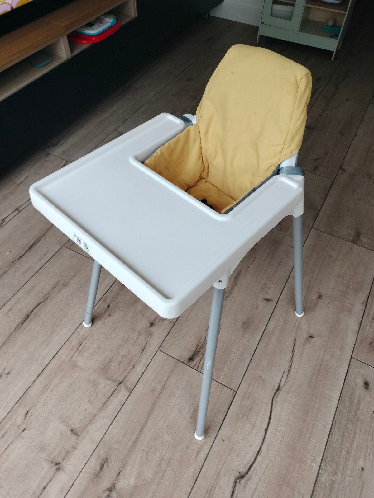 Ikea Antilop kinderstoel met geel kussen, Ophalen, Gebruikt, Overige typen, Afneembaar eetblad