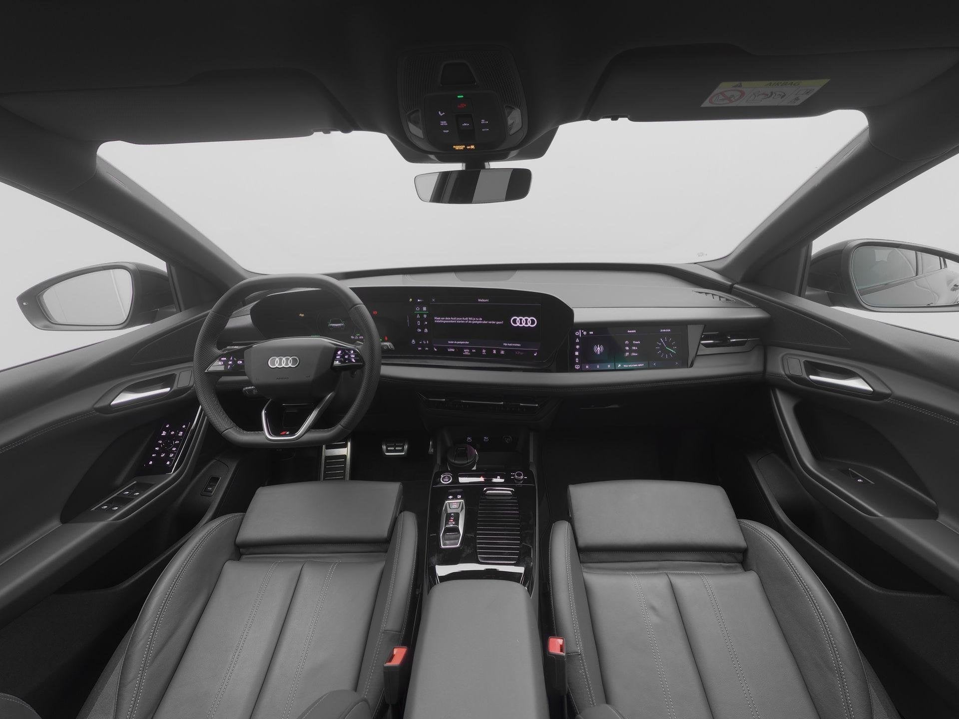 Audi Q6 e-tron S-Line 83 kWh 252 PK | Leder | Panoramadak |, Auto's, Audi, Automaat, Gebruikt, 252 pk, 2100 kg