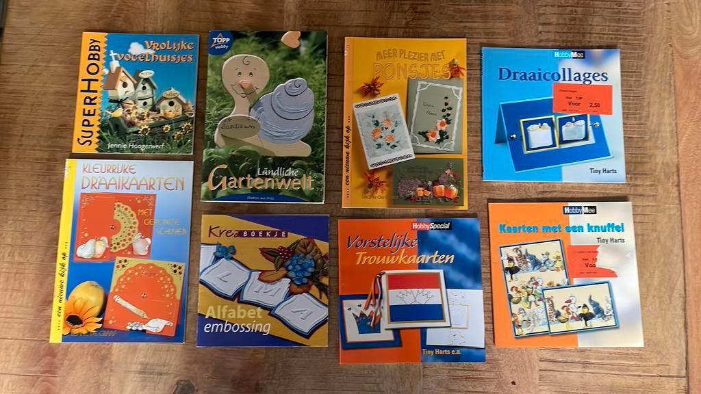 Vorstelijke trouwkaarten + 7 leuke knutselboekjes, Ophalen of Verzenden, Zo goed als nieuw