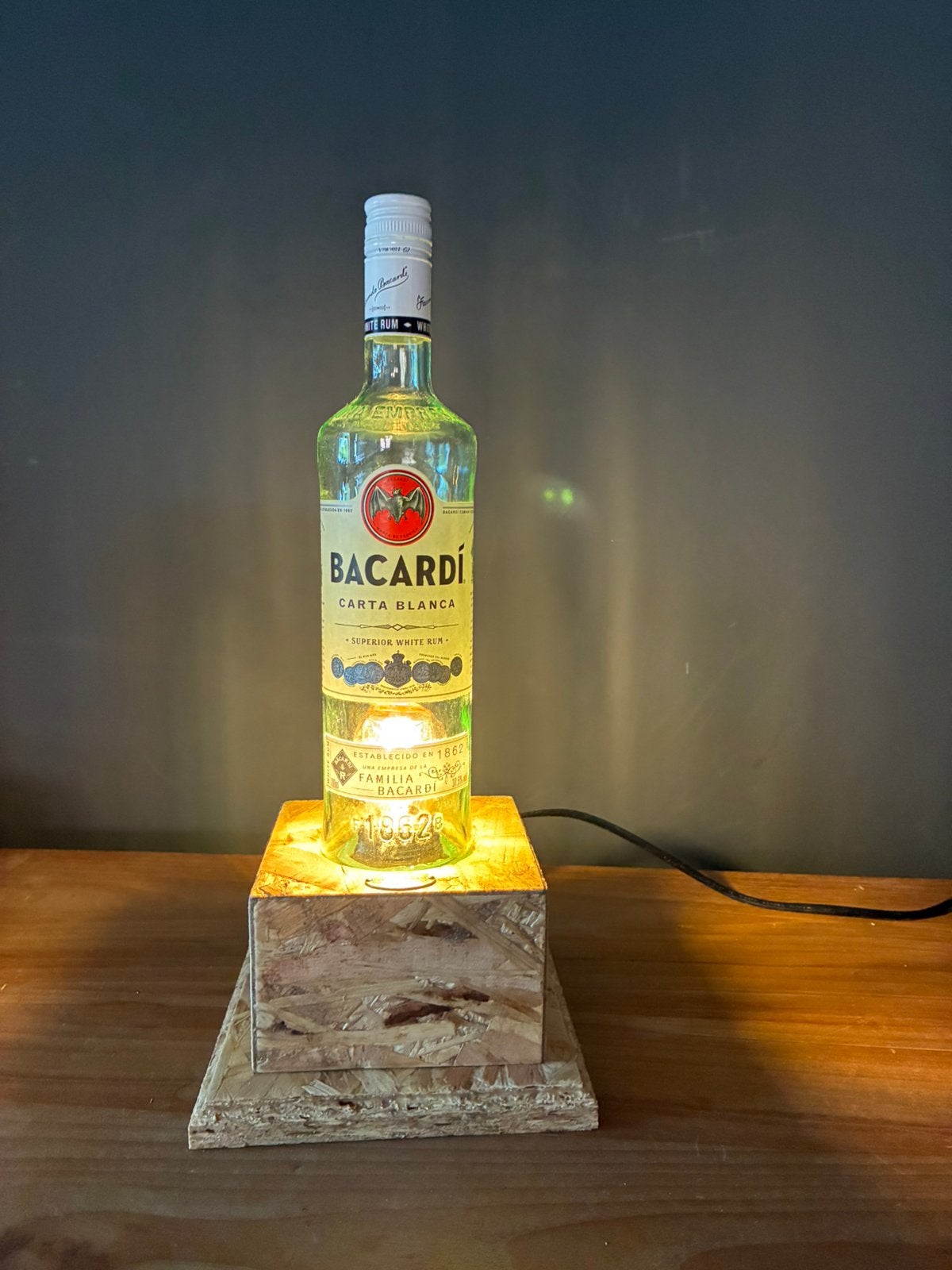 Bacardi tafellamp, Meerkleurig, Met schakelaar, Nieuw, Sfeerlamp