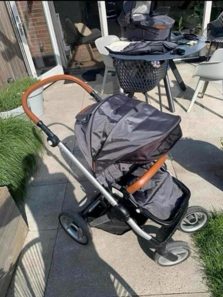 Mutsy Evo Urban Nomad 2-in-1 Kinderwagen Stone Grey, Gebruikt, Ophalen of Verzenden, Combiwagen, Met reiswieg