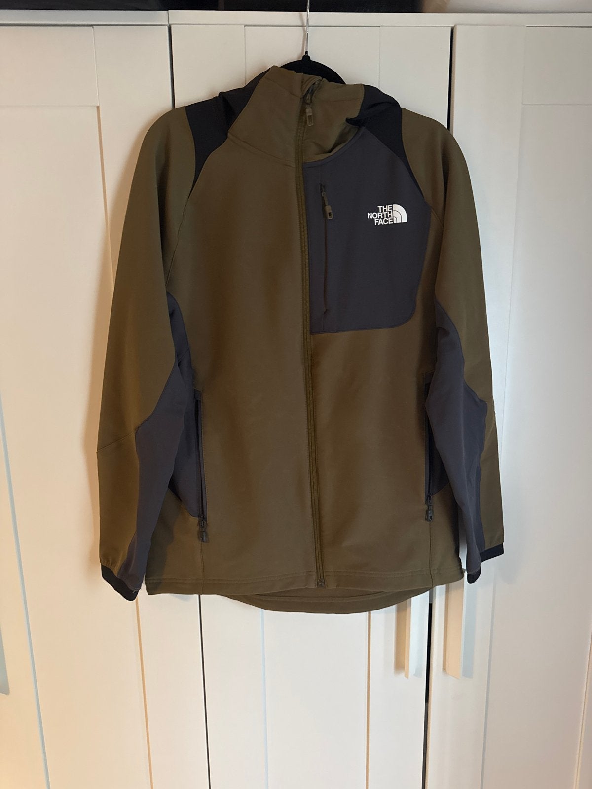 The North Face Softshell Jas - Maat M, Ophalen of Verzenden, Nieuw, Maat 48/50 (M), Groen