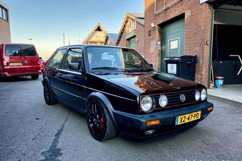 Volkswagen Golf MK2 -  R32, Auto's, Voorwielaandrijving, 451 kg, Zwart, Origineel Nederlands