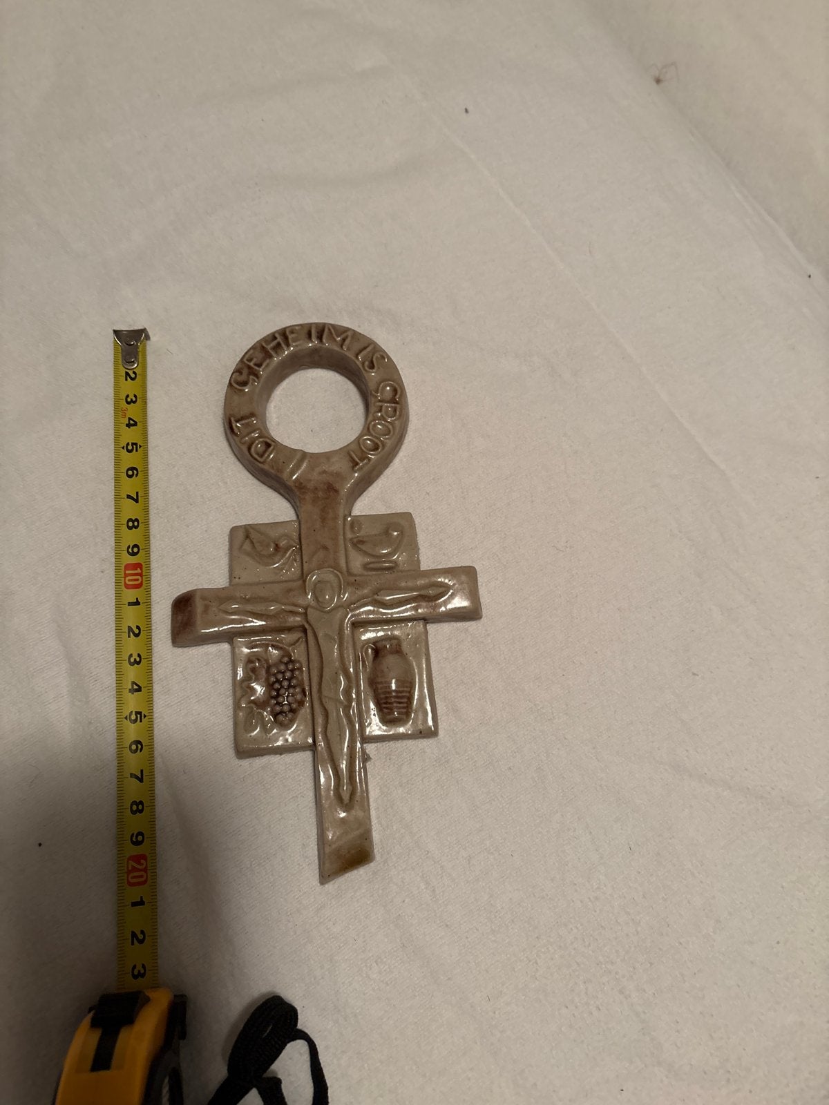 Uniek kruisbeeld met religieuze symbolen, Antiek en Kunst, Ophalen of Verzenden