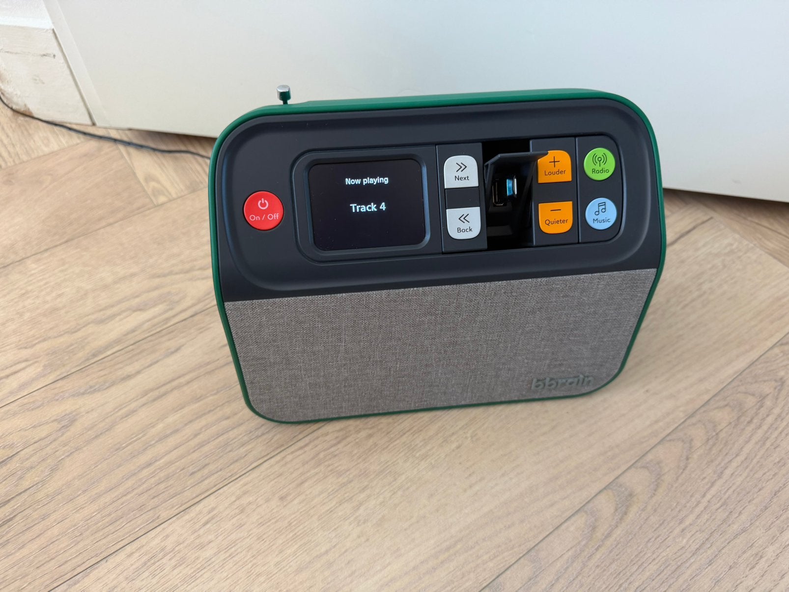 BBrain FM en DAB+ radio met USB voor ouderen en dementie, Ophalen of Verzenden, Gebruikt, Radio
