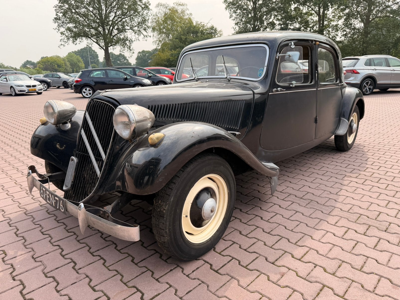 Citroën Traction Avant 11B uit 1953, Auto's, Oldtimers, Voorwielaandrijving, Stof, Citroën, Zwart