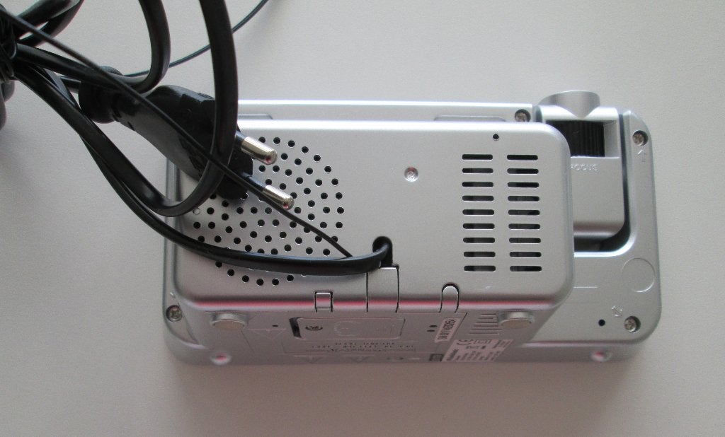 Foto 4 van AudioSonic CL-1492 – wekkerradio met wand-/plafondprojectie