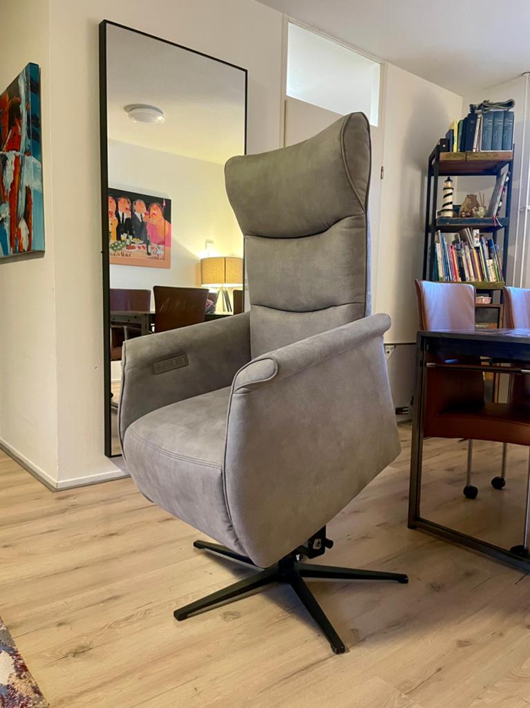 Sta op Stoel Prominent RelaxFauteuil ZGAN! Nieuwprijs €5650, Leer, Ophalen of Verzenden, Zo goed als nieuw, Design Prominent Kwaliteit Comfort Zo Goed Als Nieuw!!!