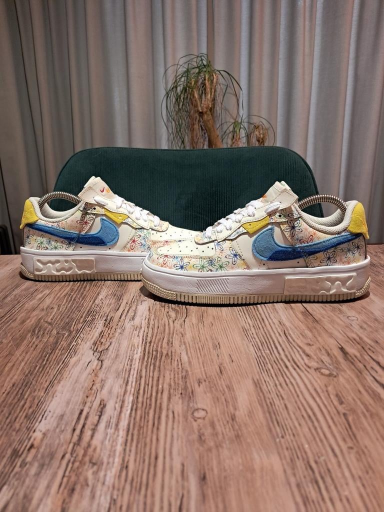Nike Air Force 1 Fontanka Premium 'Spring Flowers' Size 36, Wit, Nike, Ophalen of Verzenden, Sneakers of Gympen