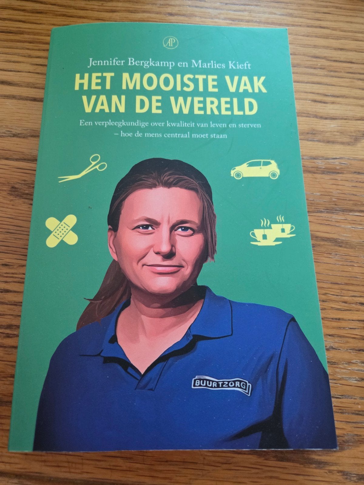 Jennifer Bergkamp - Het mooiste vak van de wereld, Ophalen of Verzenden, Zo goed als nieuw, Jennifer Bergkamp; Marlies Kieft