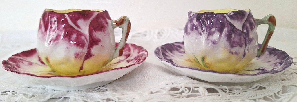 Antieke kopjes, bloemvorm, brocante, Art Nouveau periode, Antiek en Kunst, Antiek | Servies los, Ophalen