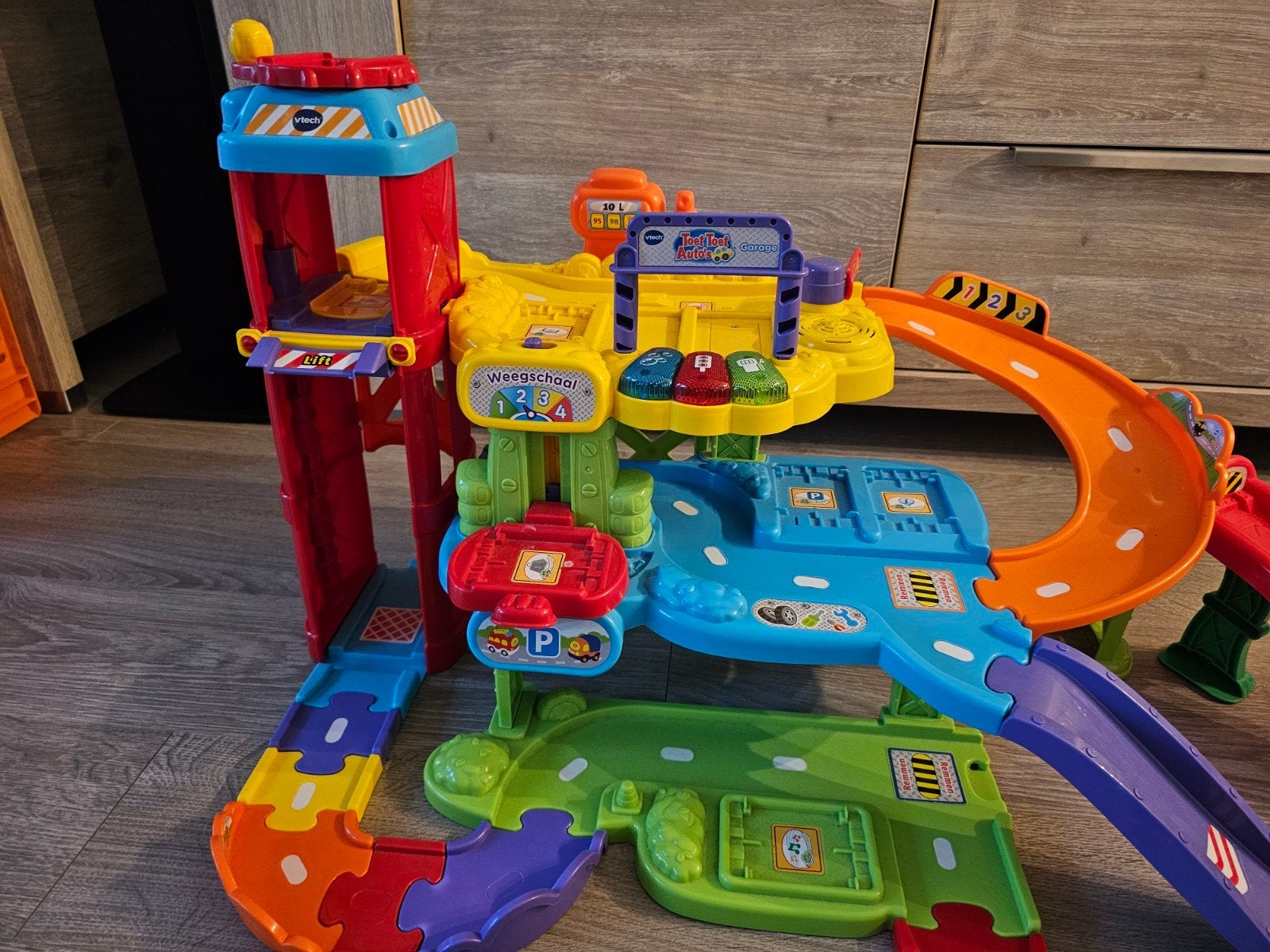 Grote VTech Toet Toet Auto's en Mickey Treinstation set, Ophalen, Gebruikt