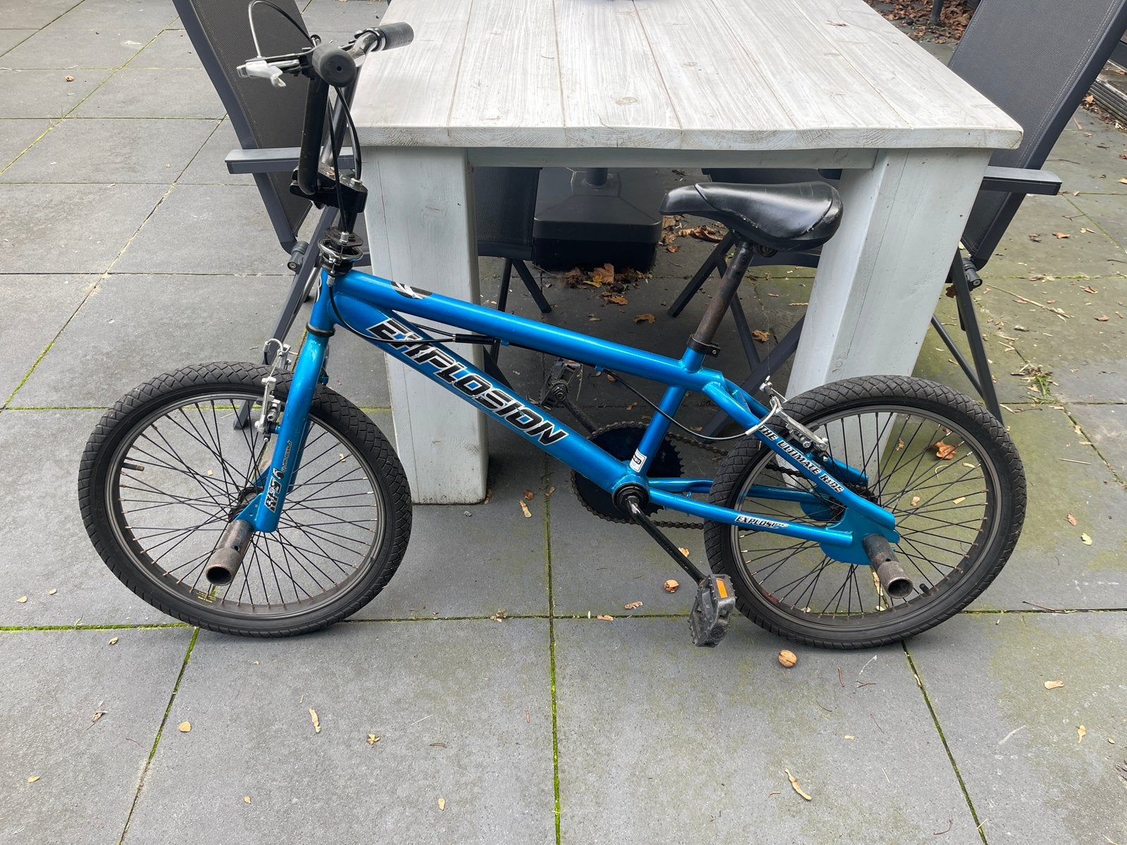 Explosion BMX - Blauw, 20 inch wielen, met voetsteunen, Ophalen, Staal, Velgrem, Voetsteunen