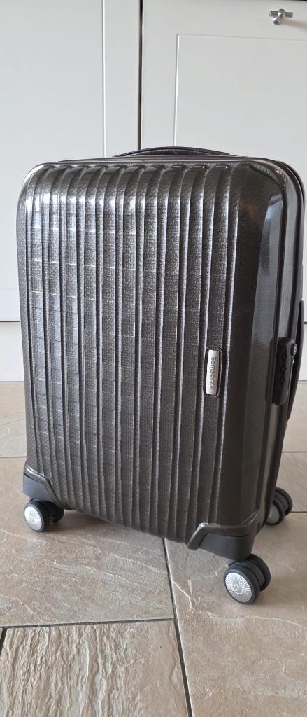 Samsonite spinner 55 deluxe edition, Sieraden, Tassen en Uiterlijk, Koffers, Gebruikt, 50 tot 60 cm, Hard kunststof, Verzenden