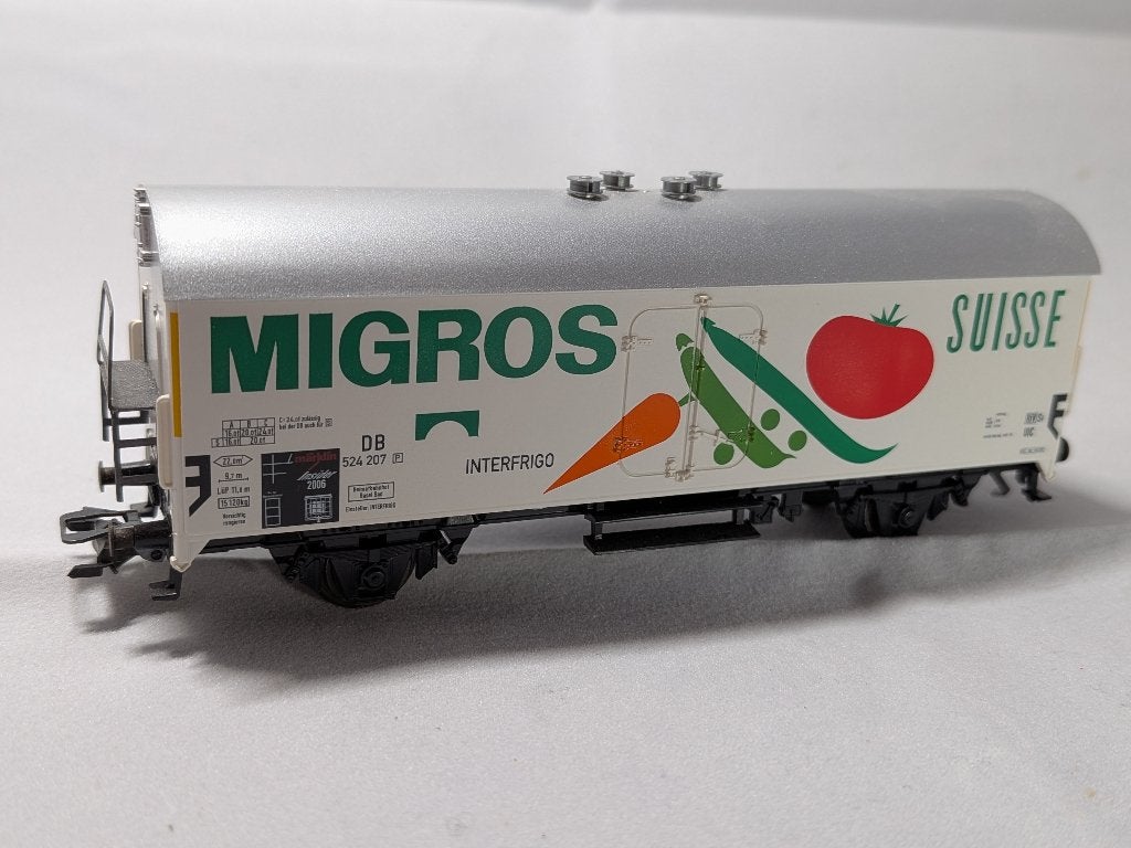 Märklin Jahr 2006  wagon Migros met nummer 48150, Wisselstroom, Ophalen of Verzenden, Märklin, Nieuw