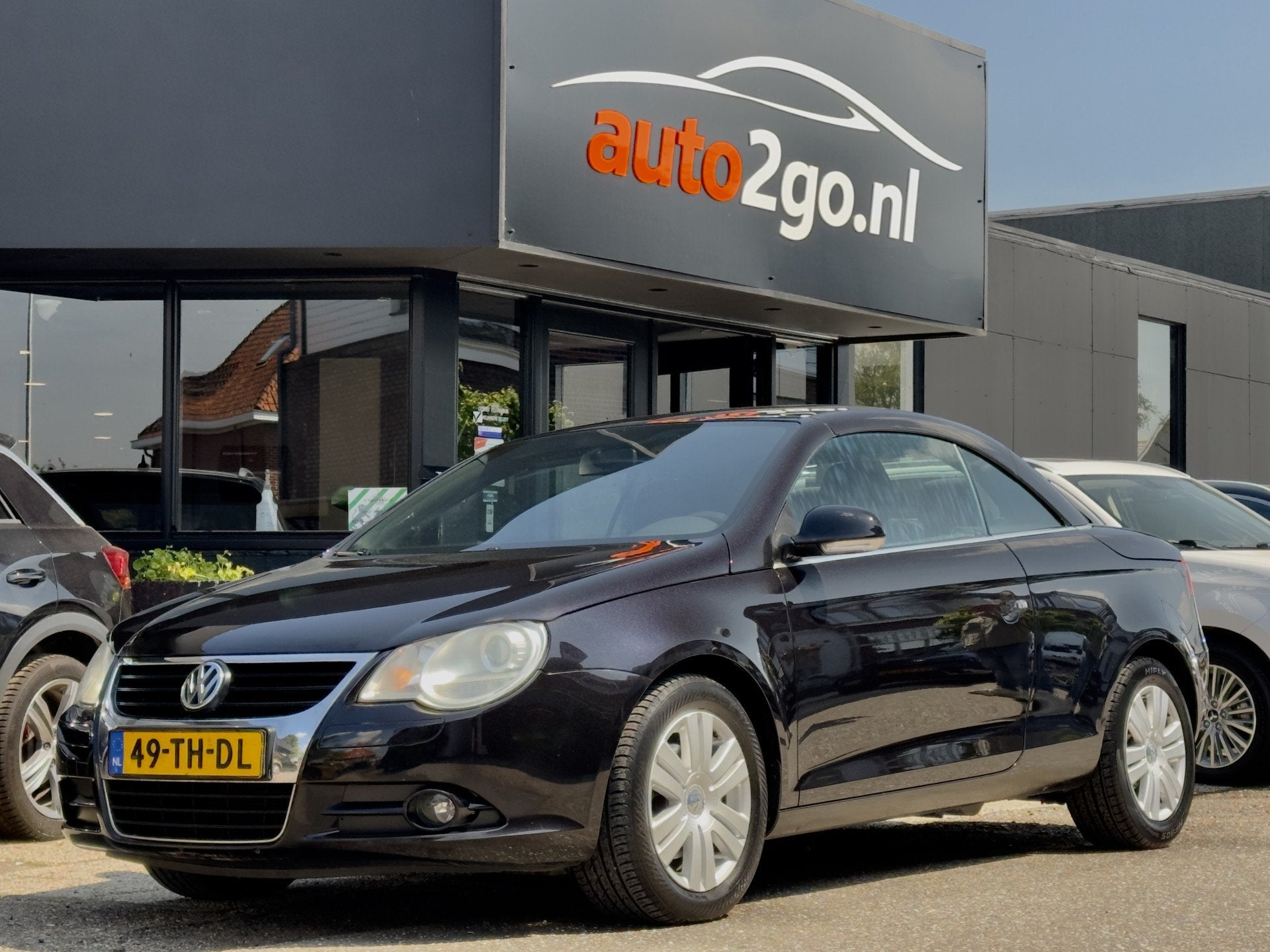 Volkswagen Eos 2.0-16v FSI CABRIOLET 150PK AIRCO LED LMV PDC, Auto's, Voorwielaandrijving, Parkeersensor, Gebruikt, 4 cilinders