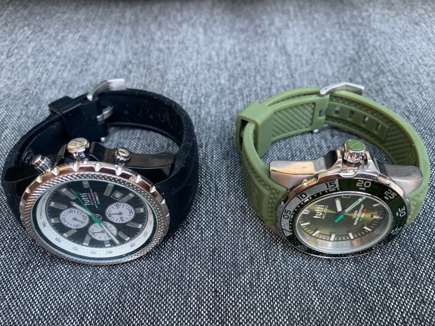 2x TUTTI MILANO horloge - Als nieuw!, Sieraden, Tassen en Uiterlijk, Horloges | Heren, Overige merken, Polshorloge, Kunststof