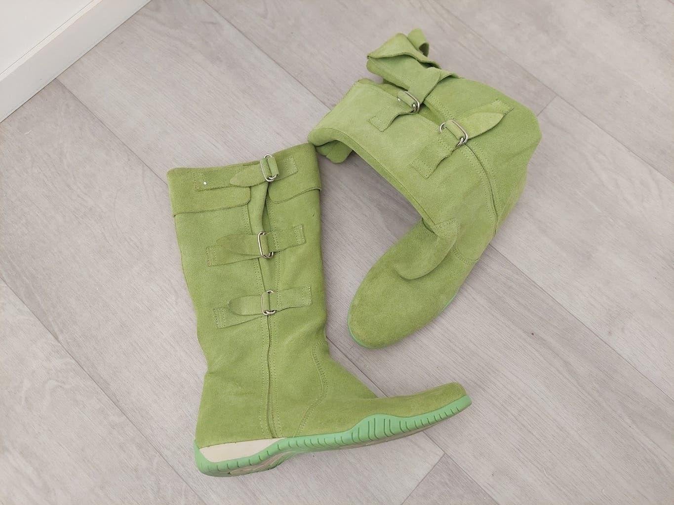 Groene suède hoge laarzen - Maat 38, Lage of Enkellaarzen, Ophalen of Verzenden, Zo goed als nieuw, Groen