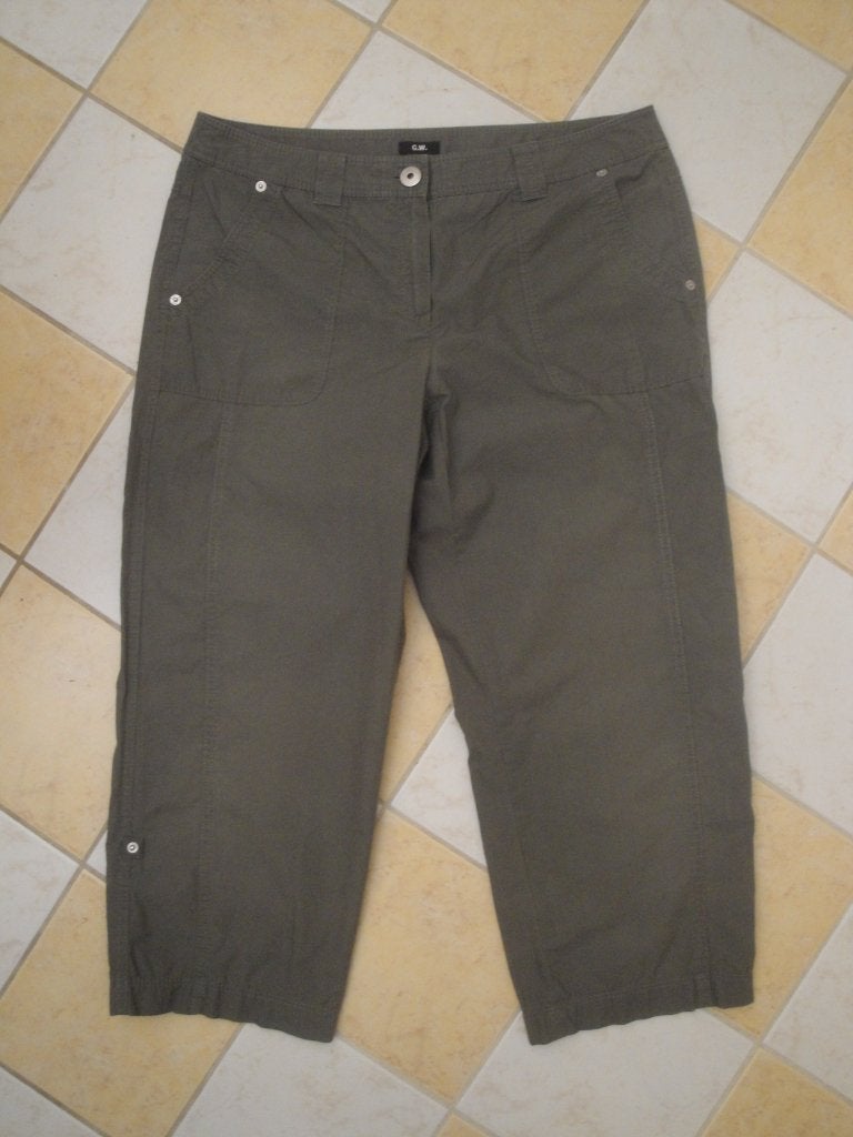 GERRY WEBER Olijfgroene capri maat 42, Maat 42/44 (L), Ophalen of Verzenden, Zo goed als nieuw, Driekwart