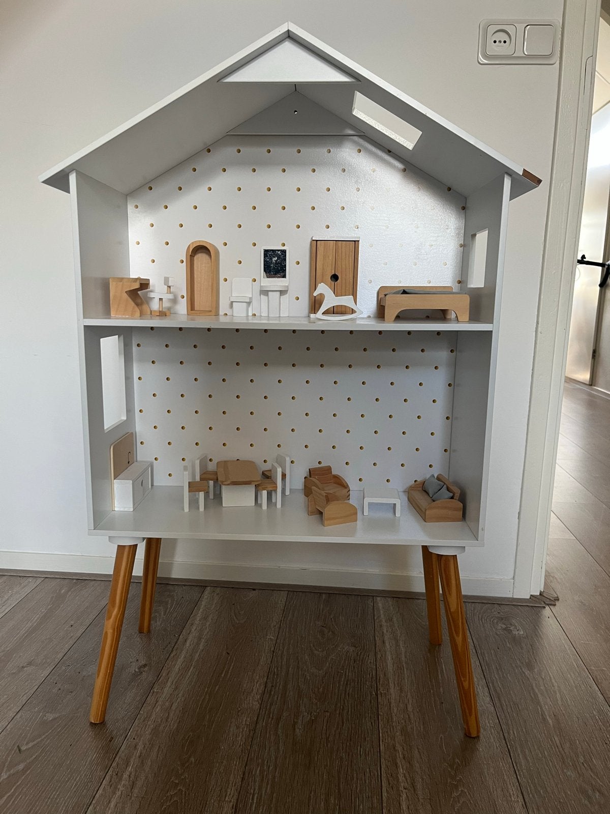 Petite Amélie Poppenhuis met Meubels, Ophalen, Zo goed als nieuw, Overige typen