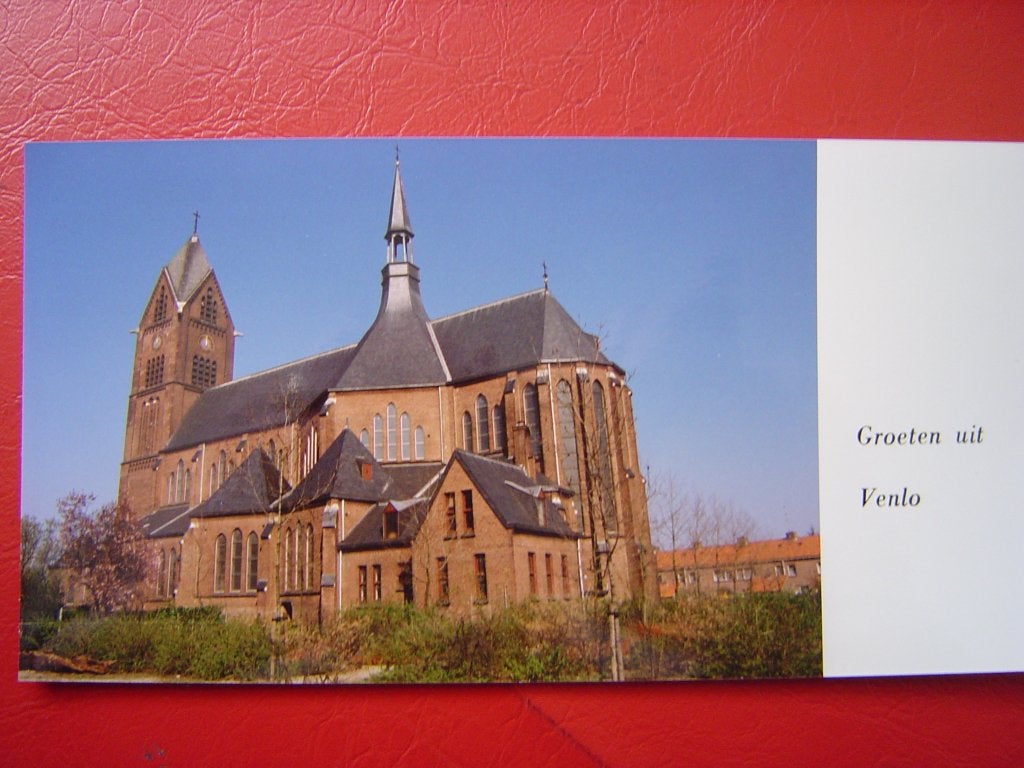 Venlo groeten uit 3x kerk en stadhuis, Ophalen of Verzenden, Voor 1940, Overige onderwerpen