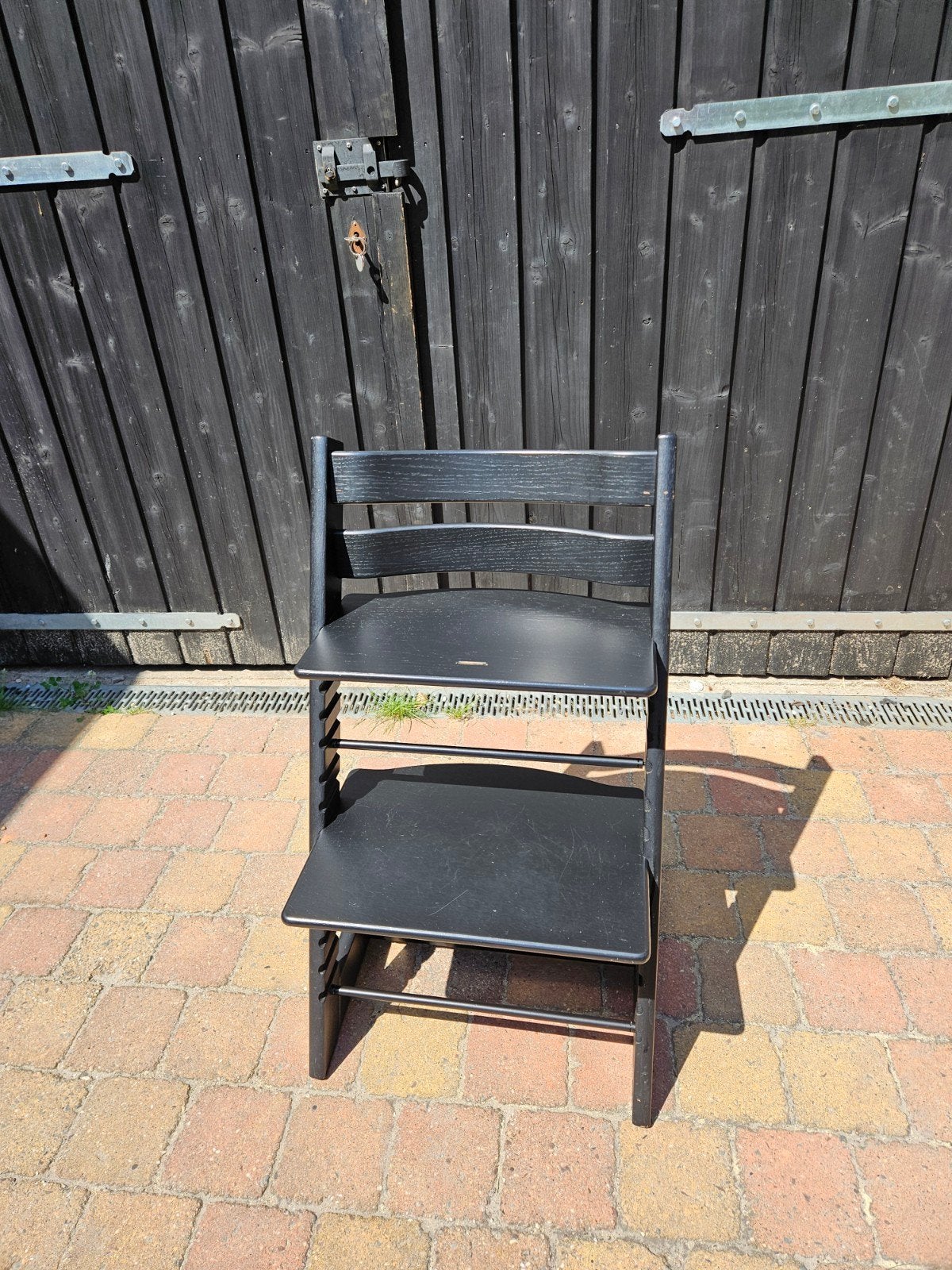 Trip Trap stoel zwart met blad en stoelverkleiner, Kinderen en Baby's, Kinderstoelen, Ophalen, Gebruikt, Meegroeistoel, Afneembaar eetblad
