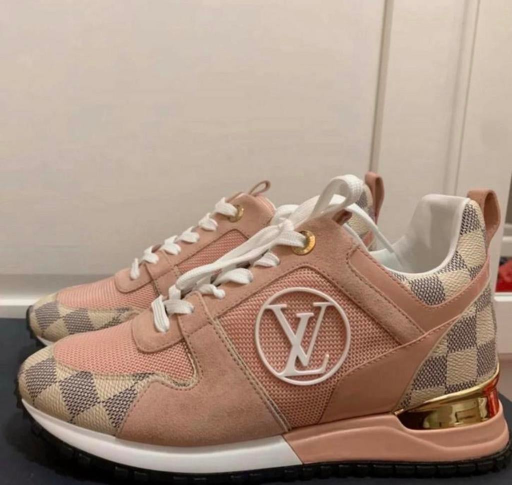 Louis vuitton run away sneakers, Kleding | Heren, Schoenen, Ophalen of Verzenden, Zo goed als nieuw