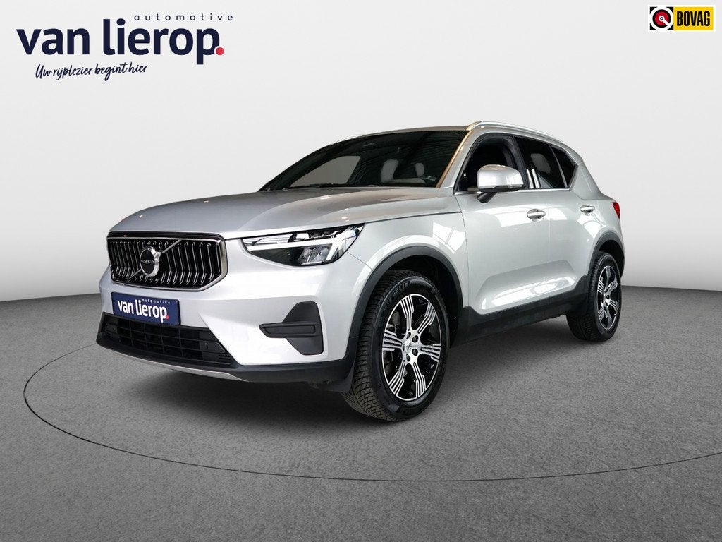 Volvo XC40 2.0 B3 Plus Bright STOEL/STUUR-VERWARMING | H&K, Auto's, Volvo, Gebruikt, 4 cilinders, 1969 cc, 163 pk