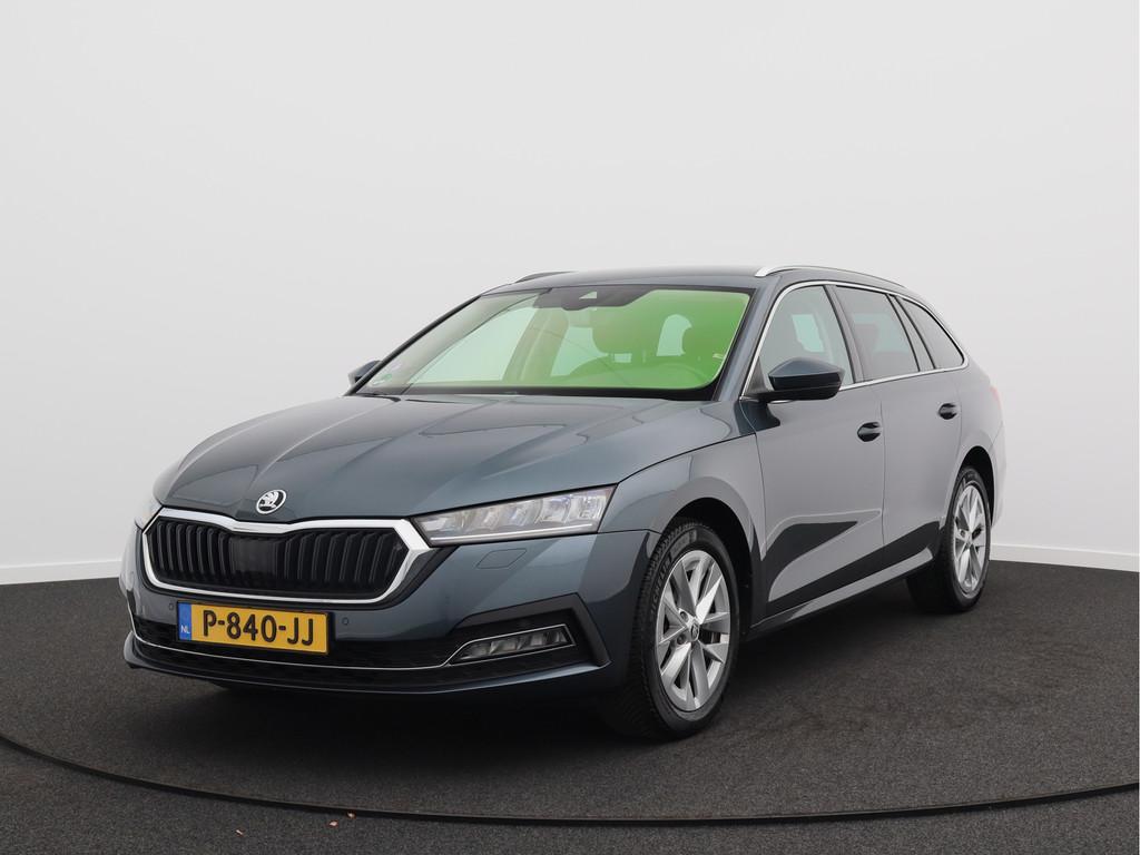 Skoda Octavia Combi 1.5 e-TSI Business Edition/ automaat!, Auto's, Skoda, Stof, 4 cilinders, 1283 kg, 690 kg