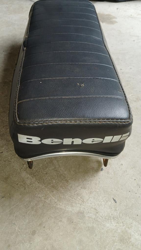 Benelli, Ophalen of Verzenden, Zadel, Overige merken