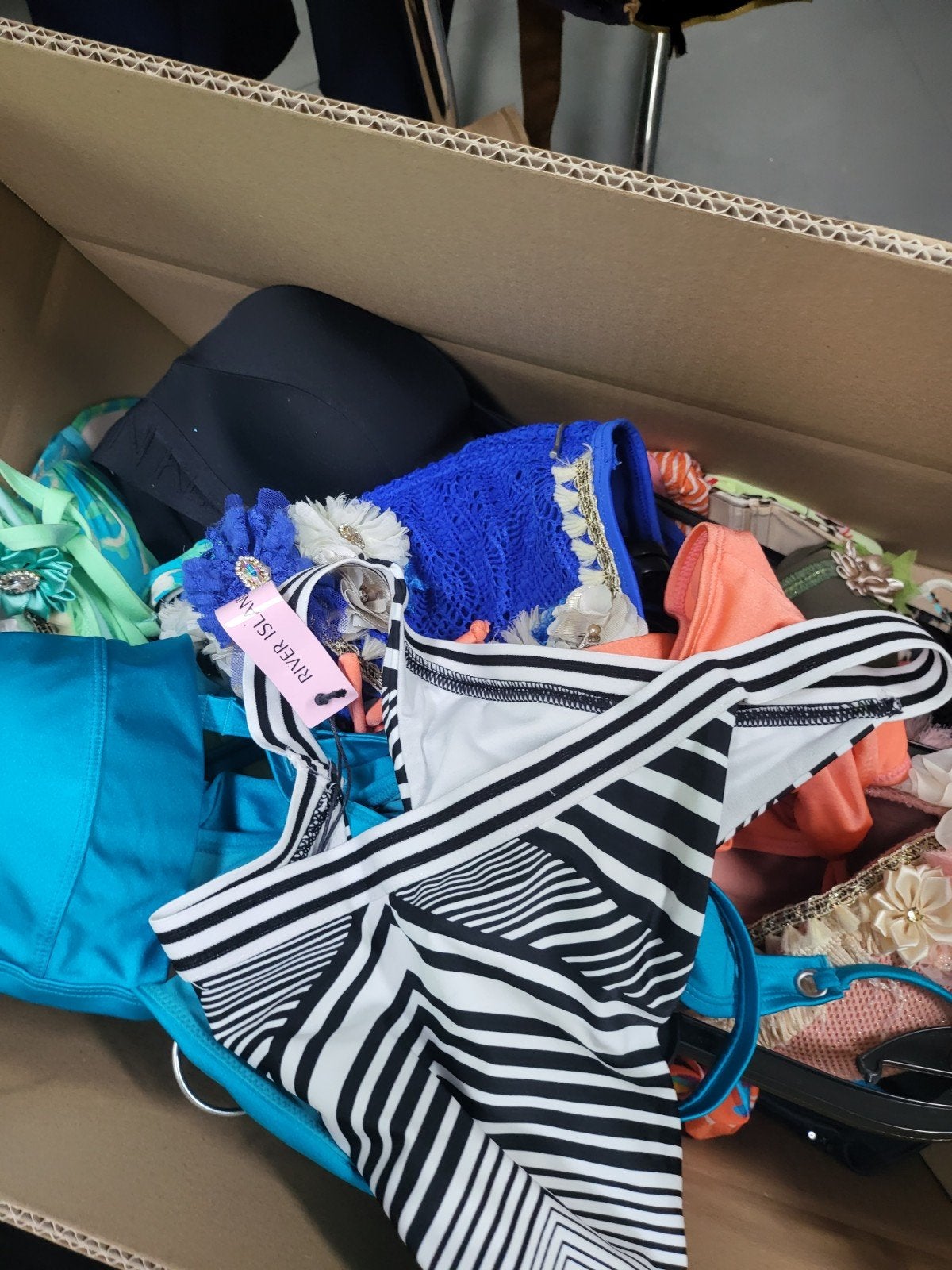 Badkleding badmode zwemkleding pakket partij nieuw zgan mix, Kleding | Dames, Ophalen of Verzenden, Zo goed als nieuw, Overige kleuren