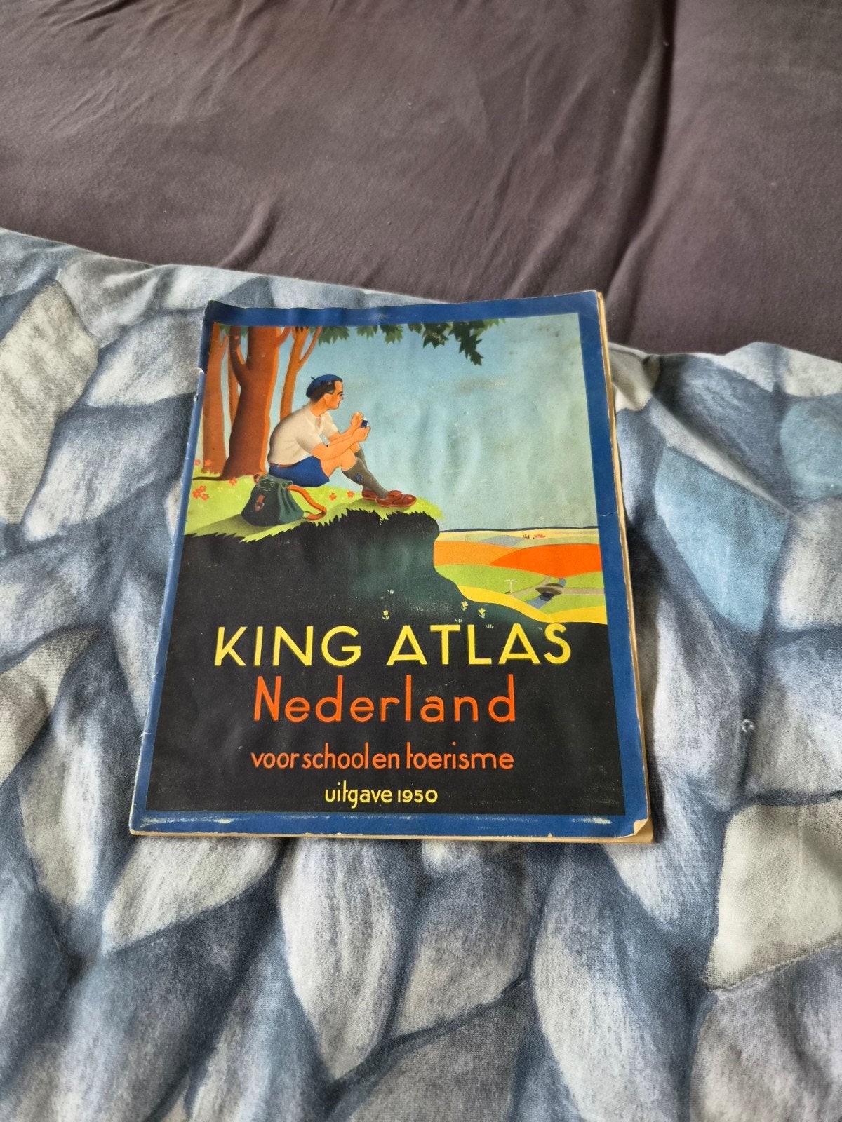King Atlas Nederland uitgave 1950 - Voor school en toerisme, Gelezen, Overige atlassen, Ophalen of Verzenden, 1800 tot 2000