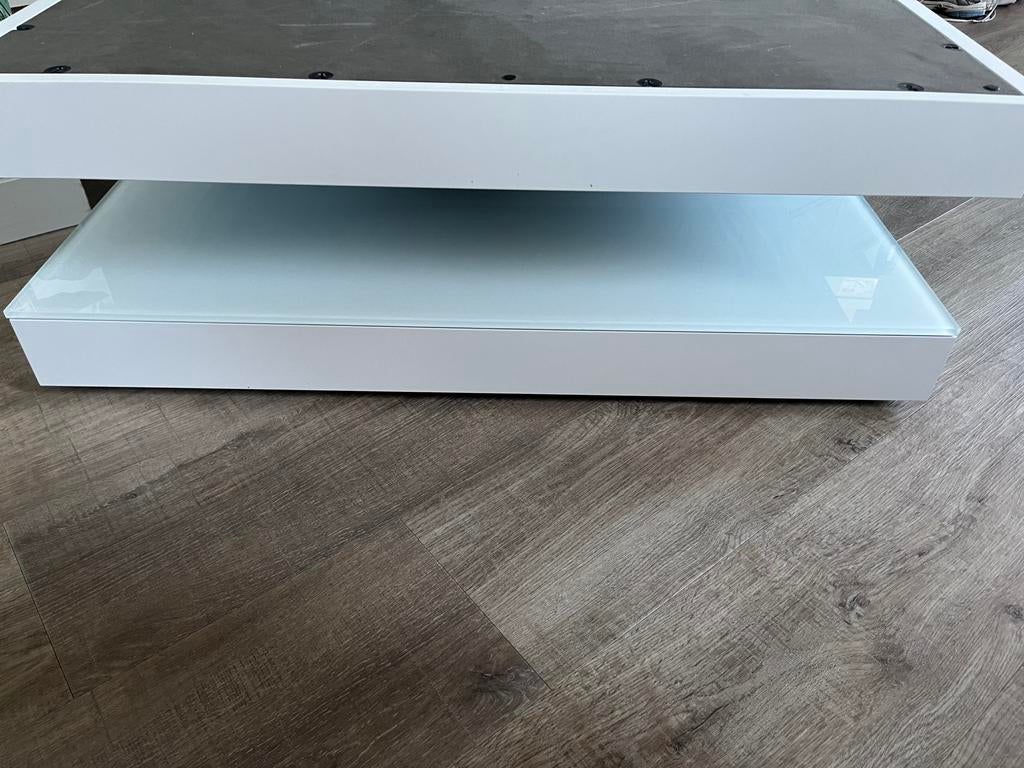 Salontafel, merk Karat, kleur matwit, Witgoed en Apparatuur, Ophalen