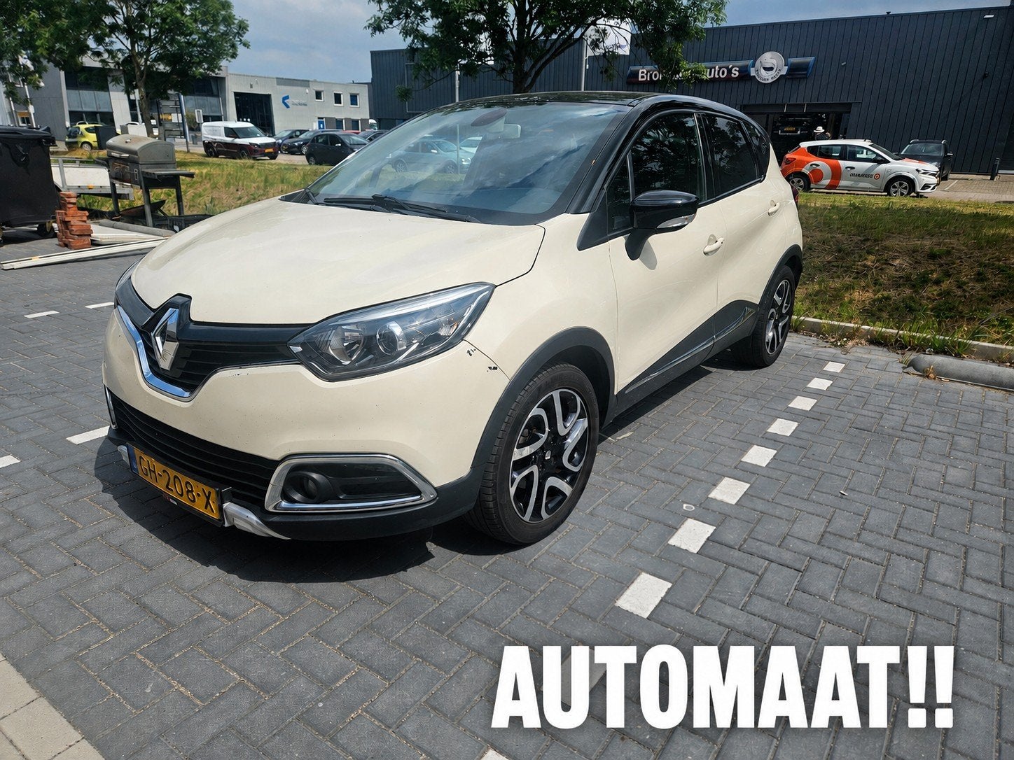 Renault Captur 1.2 TCE 120 EDC 2015 Automaat, Auto's, 625 kg, 4 cilinders, Wit, Origineel Nederlands