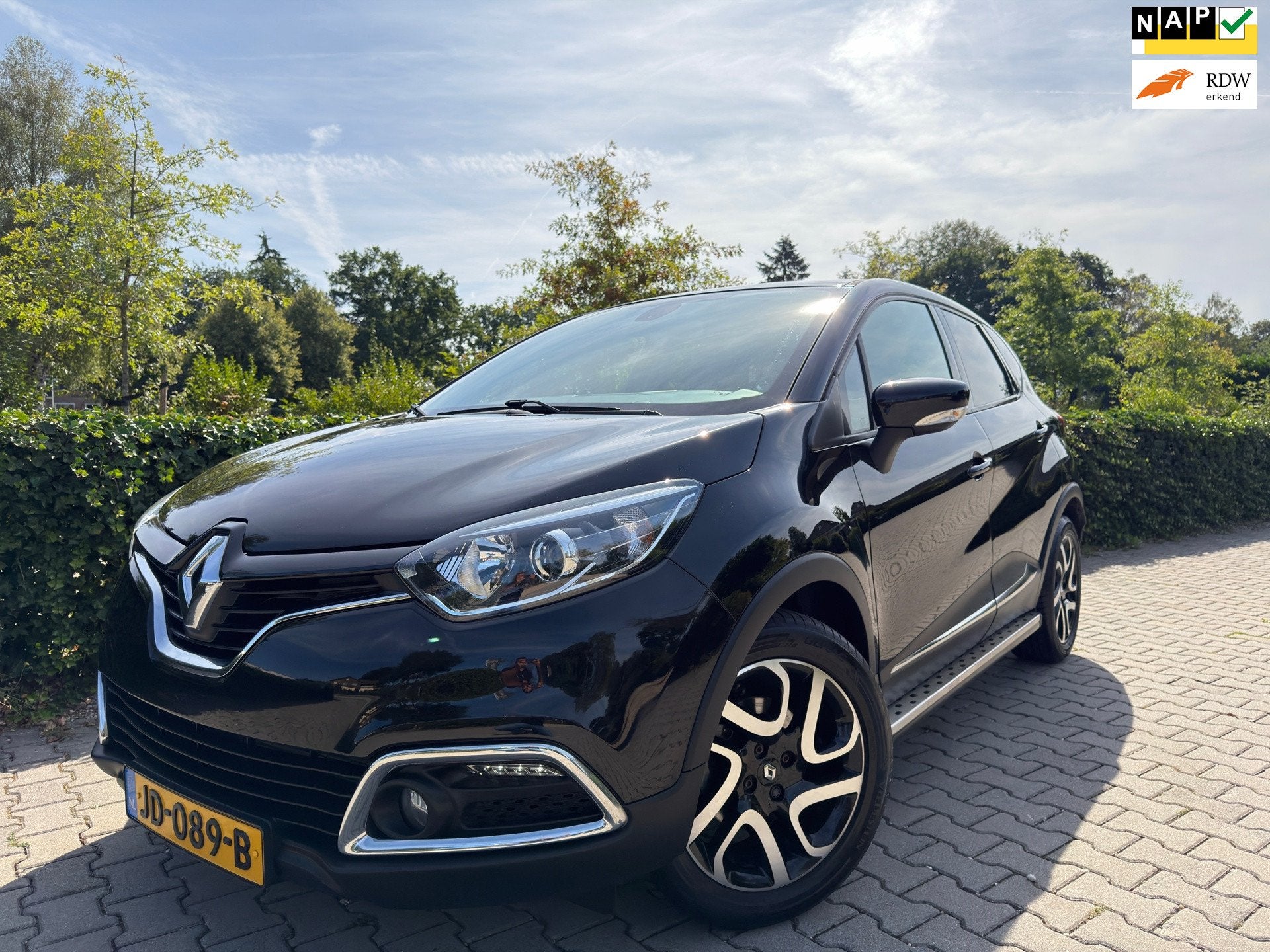 Renault Captur 1.2 TCe Dynamique Sport Automaat , Leder , Cl, Zwart, SUV of Terreinwagen, 57 €/maand, Captur