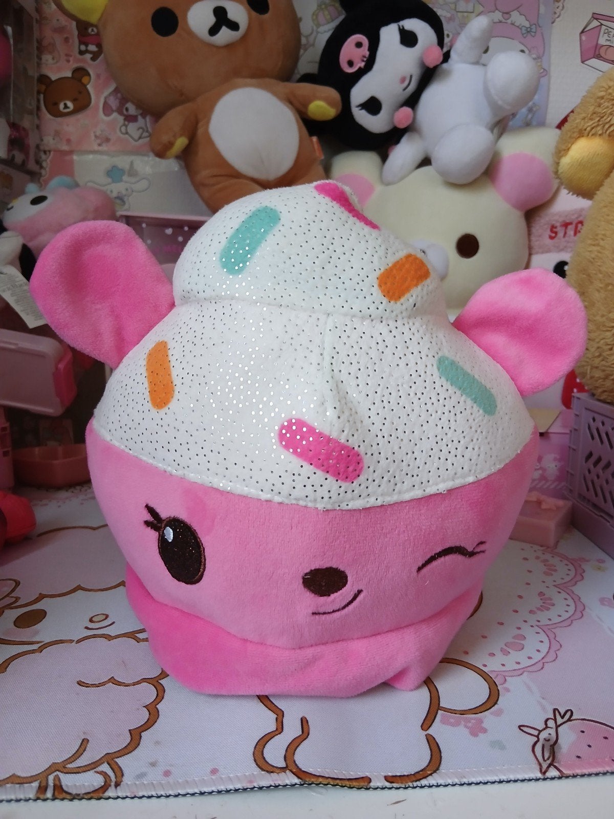 Num Noms Cupcake Knuffel Roze met Sprinkles, Overige merken, Overige karakters, Overige typen, Ophalen of Verzenden