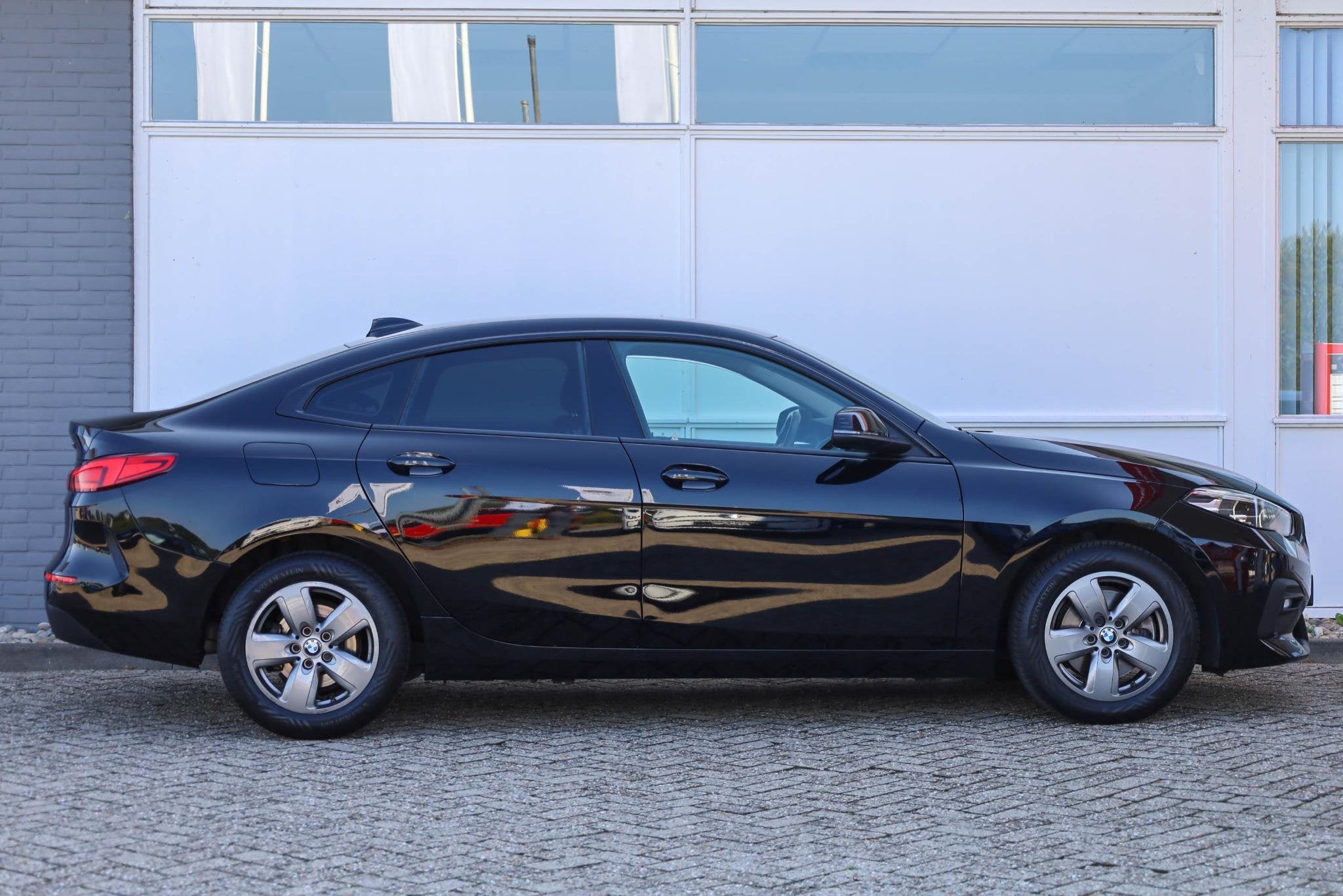 BMW 2-serie Gran Coupé 218i 140pk Executive Edition | Cruis, Auto's, BMW, Voorwielaandrijving, Gebruikt, Euro 6, Zwart