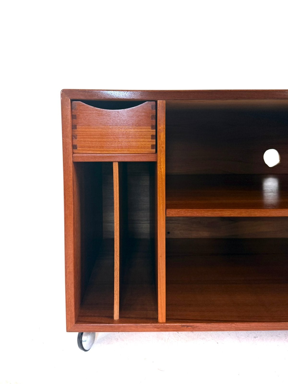 Vintage Deense teakhouten TV-kast/LP-kast ‘80, Teakhout, Ophalen of Verzenden, Zo goed als nieuw, Minder dan 150 cm