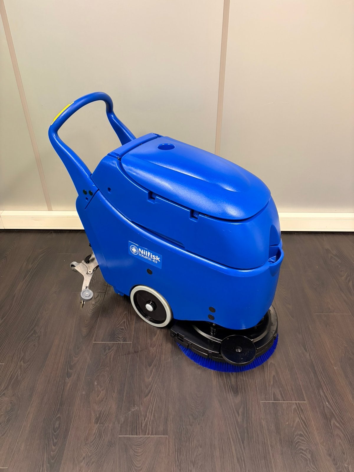Schrobmachine | Nilfisk 453 | Nieuw accupakket, Ophalen of Verzenden, Gebruikt, Schrobmachine