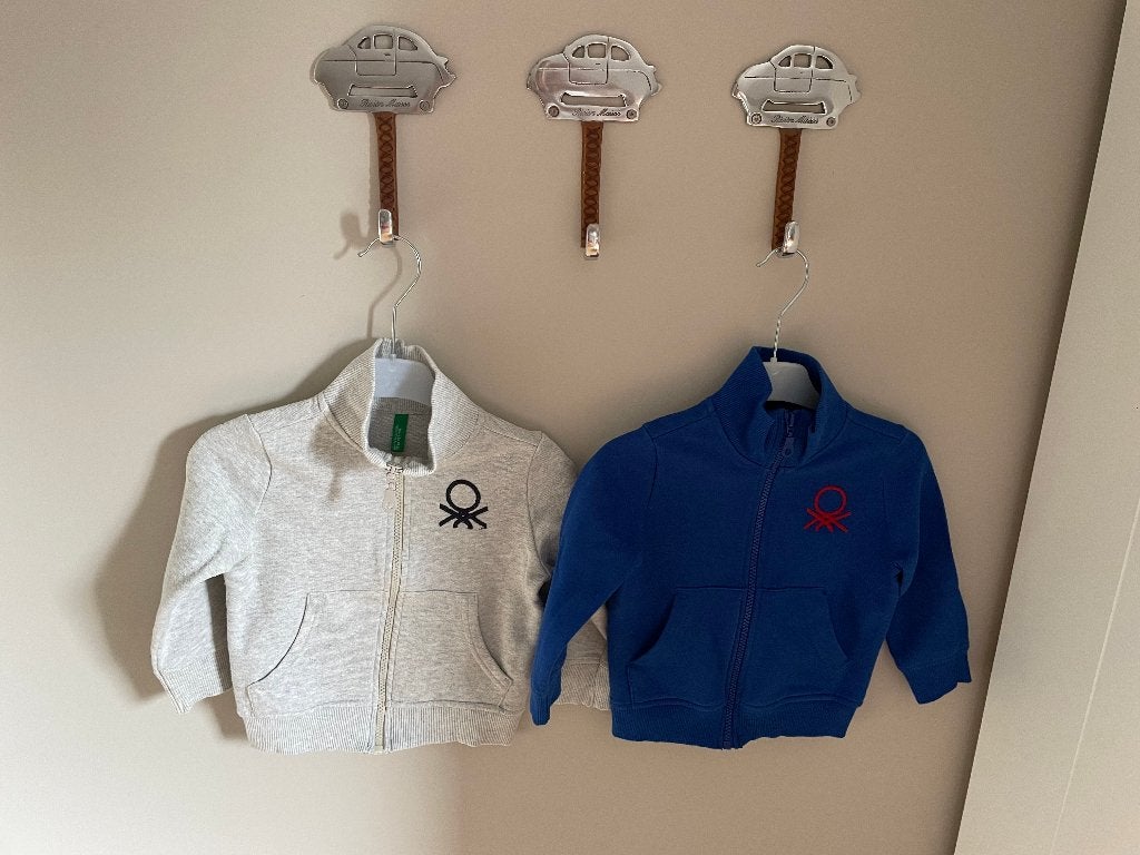 2 x vest Benetton maat 82, Ophalen, Truitje of Vestje, Zo goed als nieuw, Benetton