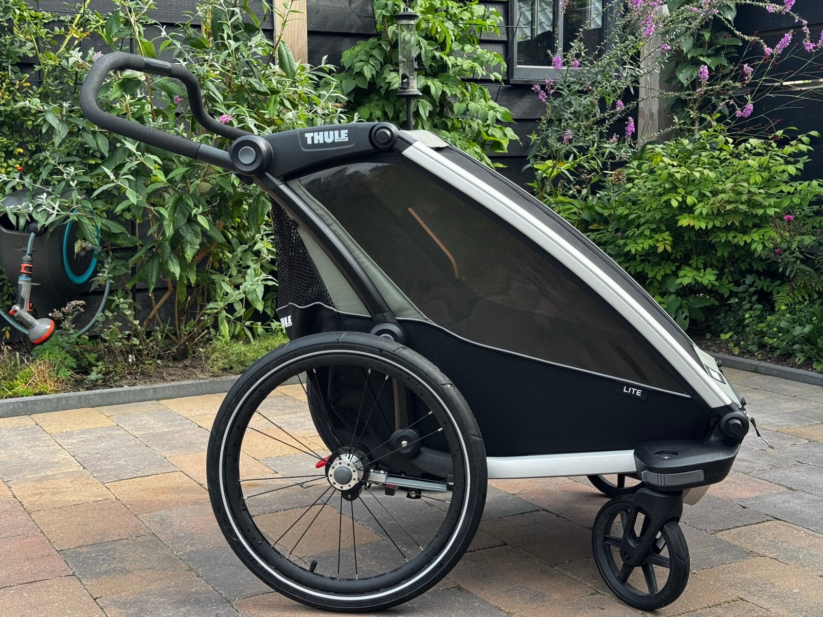 Thule Chariot Lite 2 - Veelzijdige fietskar, Ophalen, Opvouwbaar, 20 tot 40 kg, Zo goed als nieuw