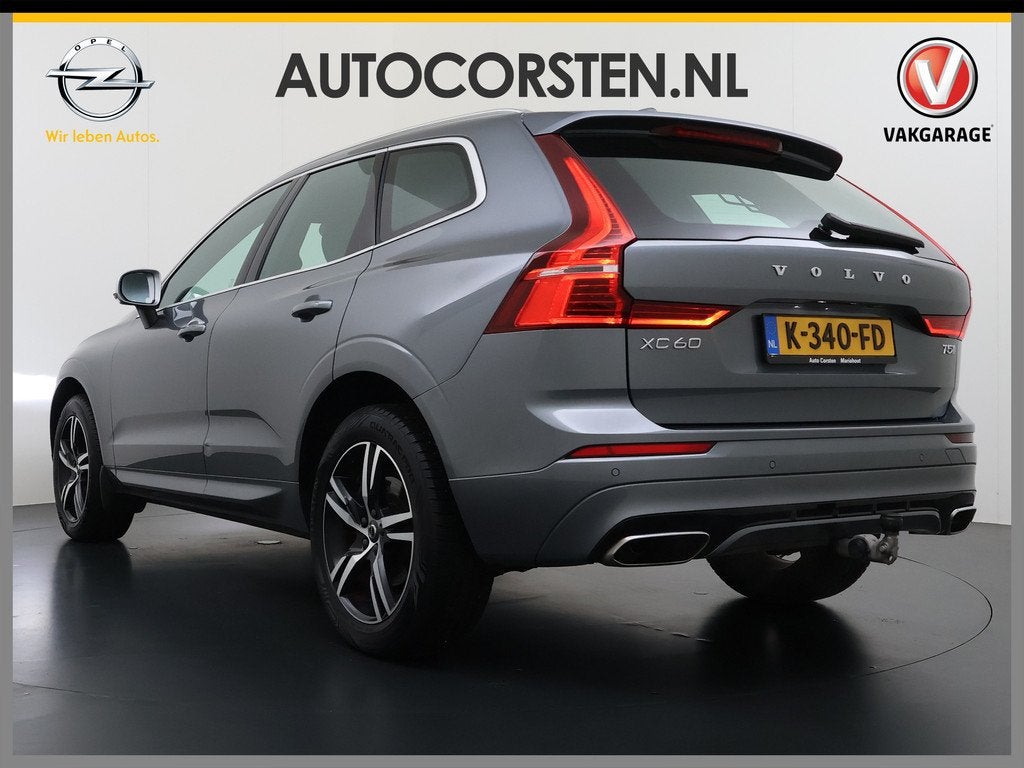 Volvo XC60 T5 251PK Autom Inscription R-design Trekhaak Navi, 4 cilinders, 252 pk, Leder en Stof, 14 km/l