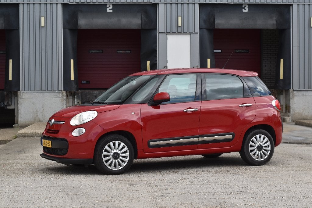 Fiat 500L 0.9 Twinair 2013 Rood, Stof, Euro 6, Origineel Nederlands, Overige kleuren