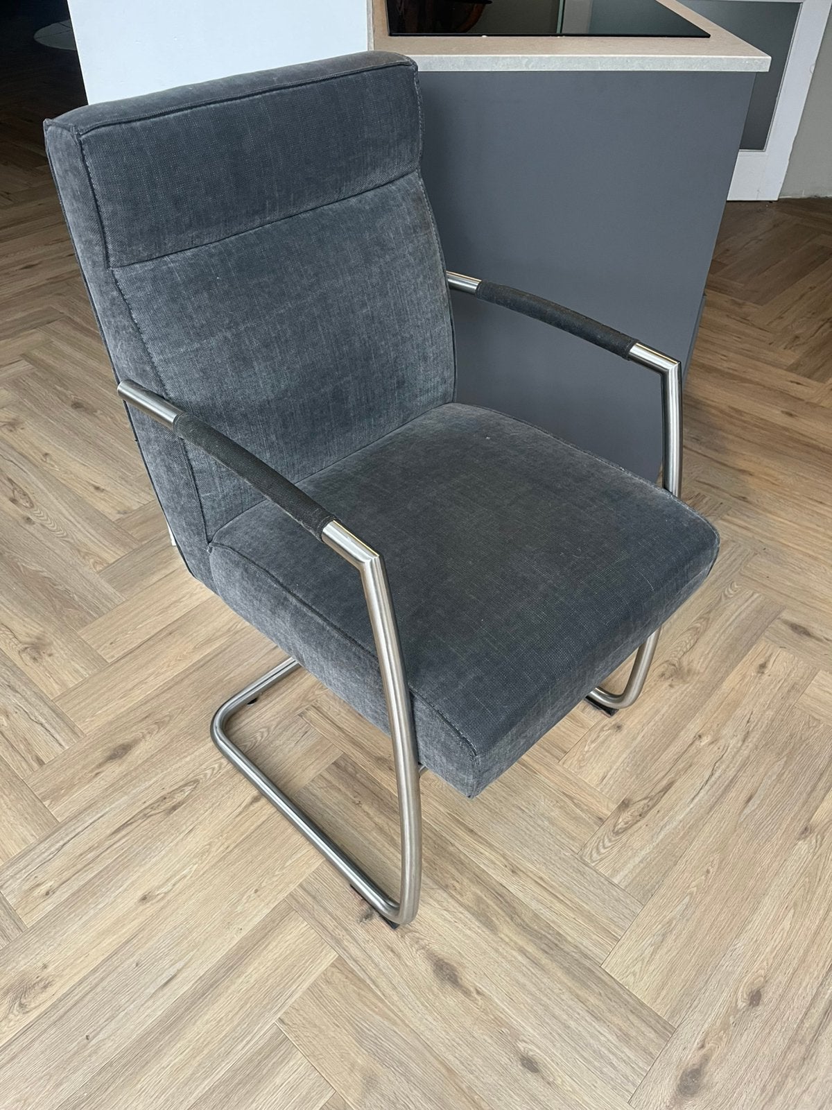 Design stoel “eettafel” (totaal 6 stuks), Ophalen of Verzenden, Zo goed als nieuw, 75 tot 100 cm
