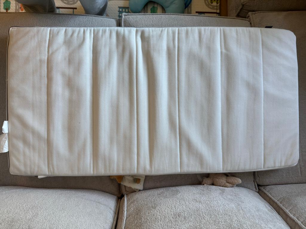 IKEA KRUMMELUR babymatras 120x60x8 cm - z.g.a.n., Ophalen, Zo goed als nieuw, Minder dan 140 cm, Matras