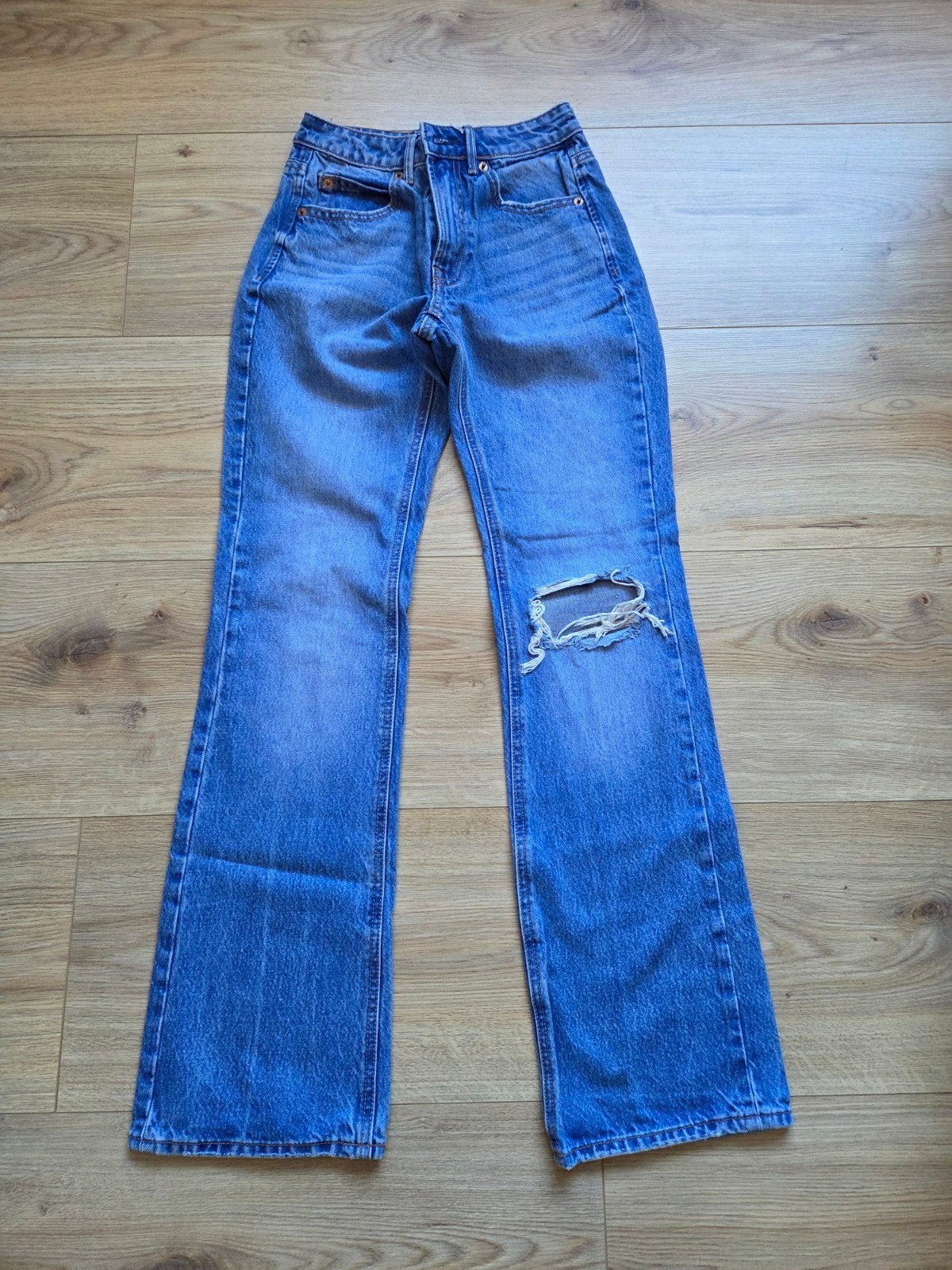 Spijkerbroek Stradivarius, maat 32, Blauw, Ophalen of Verzenden, Zo goed als nieuw, W27 (confectie 34) of kleiner